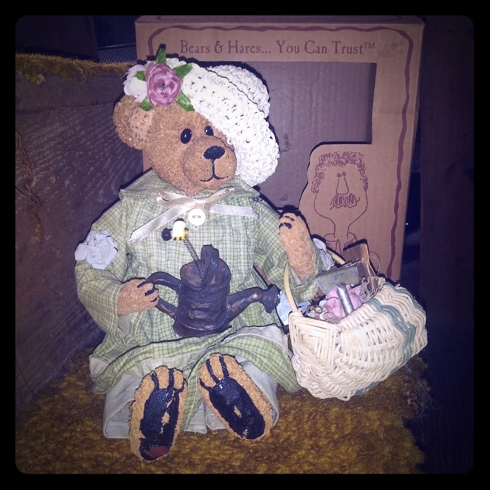Boyds Bear "Meet the Crumpletons"